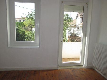 Location Appartement 3 pièces 66m² - Photo 2