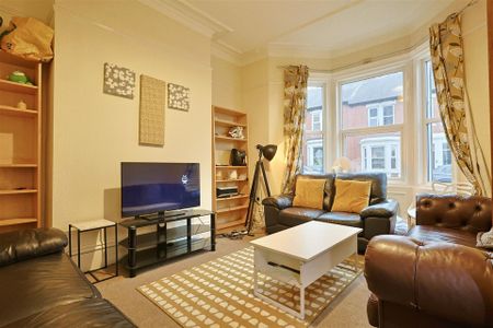6 bedroom Student Terraced House to rent in Osborne Avenue, Jesmond, Newcastle upon Tyne - Photo 3
