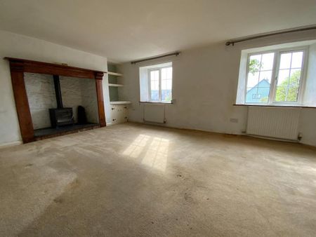 4 bedroom end of terrace house to rent - Photo 2