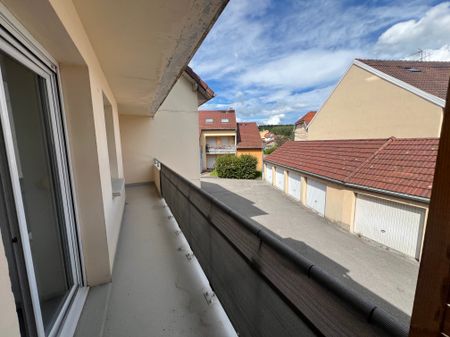 Location - Appartement T3 - 69 m² - Mandeure - Photo 3