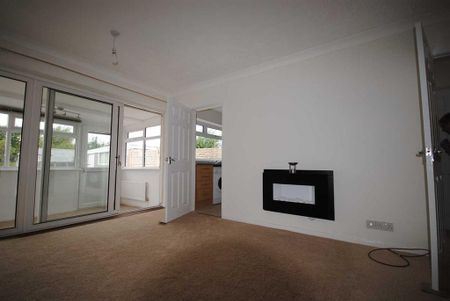 2 bedroom bungalow to rent - Photo 5