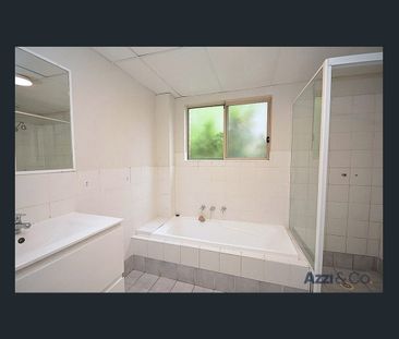 Comfortable Living!!! - Photo 5