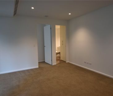 1412/601 Little Lonsdale Street - Photo 2