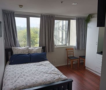 Stylish Central Studio Apt w/ Pool! - Photo 1