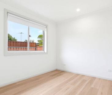 Brand New Two-Bedroom Granny Flat ! - Photo 2