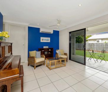 33 Anchorage Circuit, Bushland Beach. - Photo 1