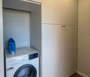 Luxuriously Renovated Three Bedroom Home in Blue Chip Location Clos... - Photo 5