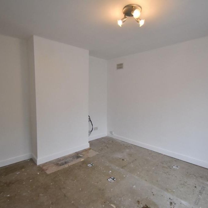 2 bedroom bungalow to rent - Photo 1