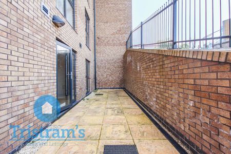 2 bed Apartment for Rent - Photo 5