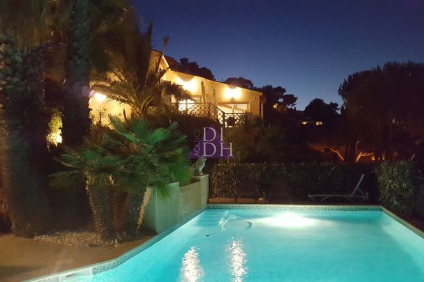 Villa climatisée avec grande piscine. vue Mer - Photo 1