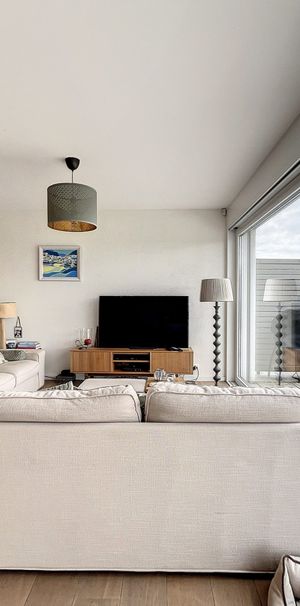 Superb semi-detached house (B2) with 6.5 rooms and breathtaking views - Photo 1