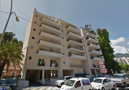 Location Appartement 1 pièce 24m² MENTON 06500 - Photo 3