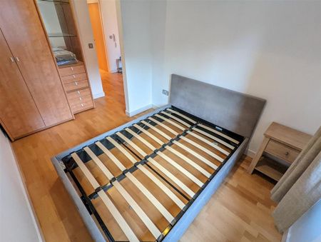 Studio to rent - Photo 5