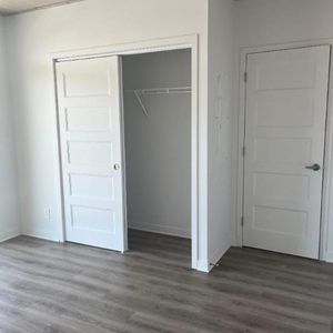 Condo locatif neuf 4 1/2 - Photo 2