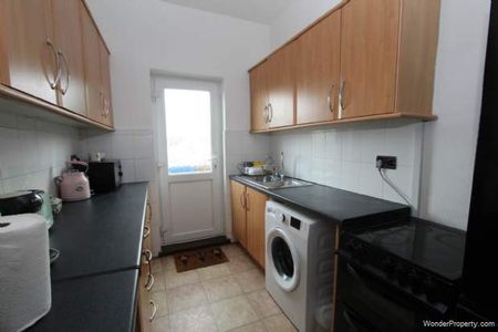 2 bedroom property to rent in Leigh On Sea - Photo 4