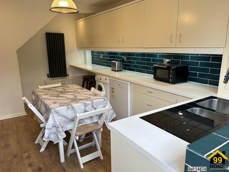 3 bedroom semi-detached house to rent - Photo 5