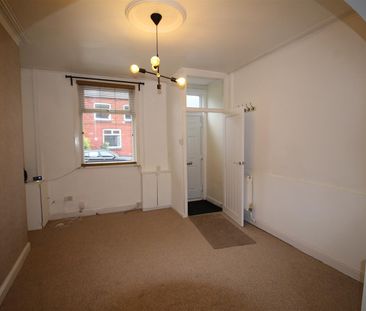 2 Bedroom Terraced House for Rent - Photo 3