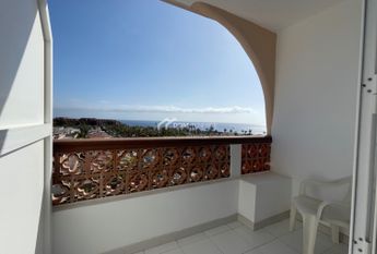 Apartamento · Alquiler a largo plazo ·