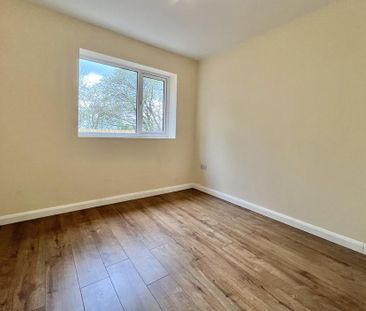2 bedroom bungalow to rent - Photo 3