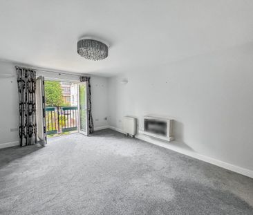 2 bedroom retirement property to rent - Photo 4