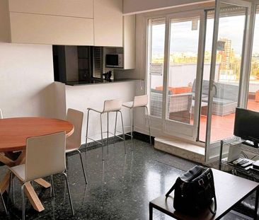 2 room luxury penthouse for rent in Valencia, Spain - Photo 3