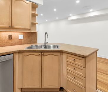 For Lease - 2250 Rockingham Drive Unit# 43, Oakville, Ontario - Photo 1