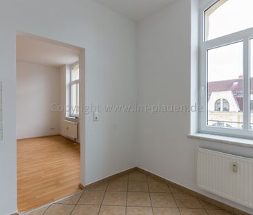 3 Zimmerwohnung in Plauen - Haselbrunn- Bad mit Wanne - Balkon - Laminat - Photo 2