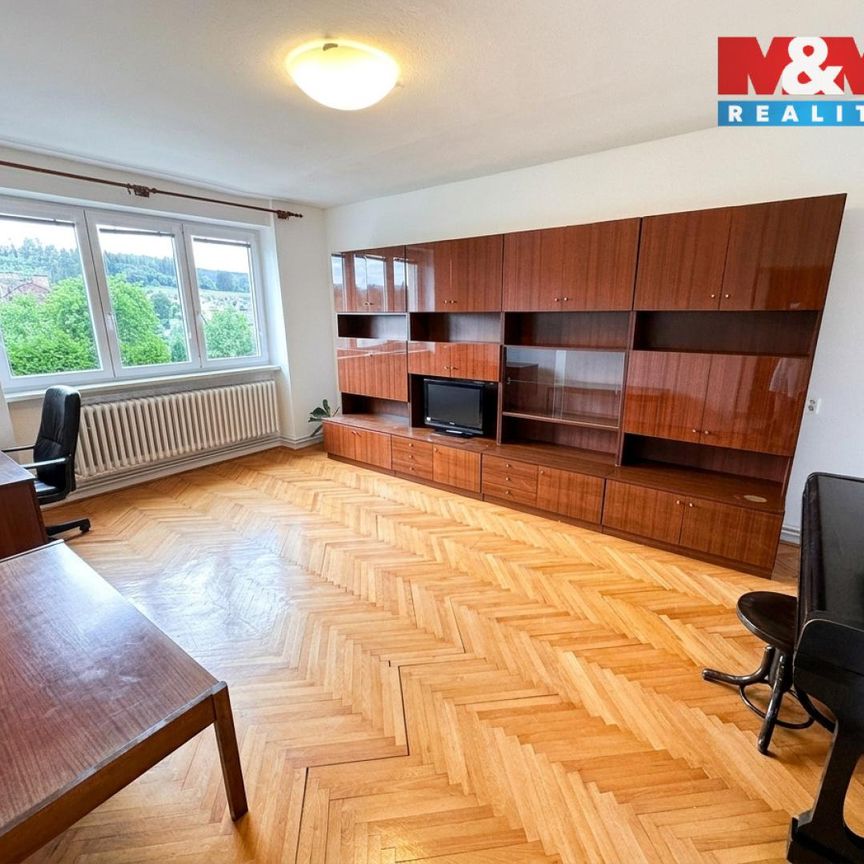 Pronájem bytu 3+1 77 m² - Photo 1