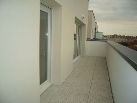 Appartement RUE DE VERDUN - Photo 2