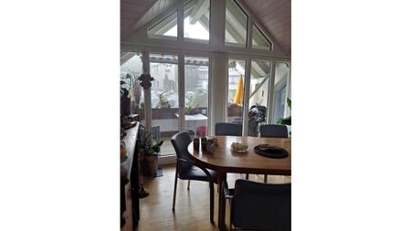 2½ Zimmer-Dachwohnung in Ebmatingen (ZH), möbliert, auf Zeit - Photo 2