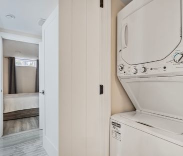 For Lease - 12 Tower Court Unit# Lower, Bradford West Gwillimbury, ... - Photo 4