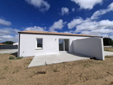 Location Maison 3 pièces 56m² MACHECOUL ST MEME 44270 - Photo 5