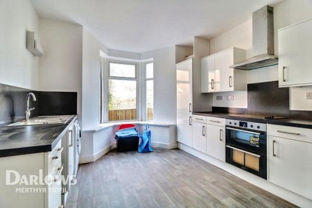 1 bedroom in a house share to rent - Photo 5