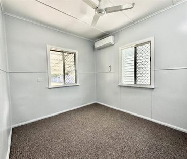 28 Camp Street, Mundingburra QLD 4812 - House For Rent | Domain - Photo 5