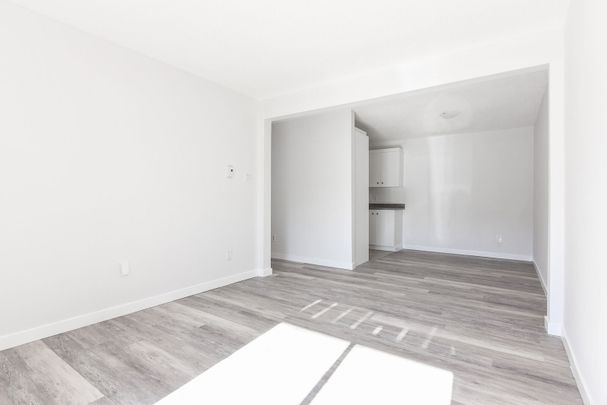 Apartments for Rent in Kanata, close to everything - Photo 1