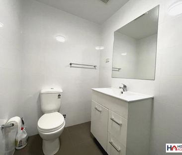 SITUATED IN THE HEART OF LIVERPOOL - Photo 5