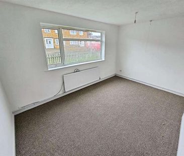 Hillary Road, Rushden, Northants, NN10 - Photo 3