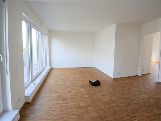 Moderne 4-Zimmer-Wohnung mit Balkon - Foto 1