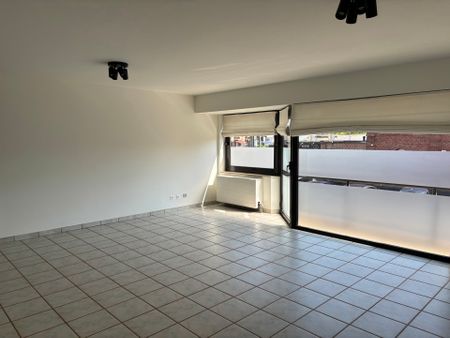 HERZELE - RUIM APPARTEMENT VLAKBIJ STATION - Photo 4