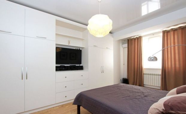 Garsoniera spatioasa Piata Victoriei - Photo 1