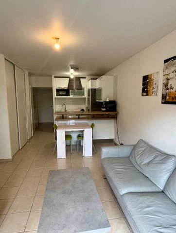 Location appartement 3 pièces, 58.39m², L'Haÿ-les-Roses - Photo 3