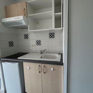 Location Appartement 1 pièce 21m² NARBONNE 11100 - Photo 2