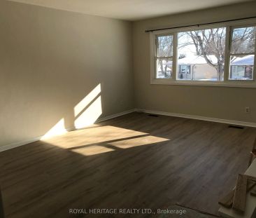 900 Ellesmere Avenue #Upper - Photo 2