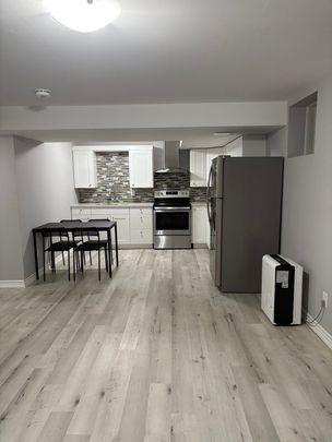 For Lease - 287 Sixteen Mile Drive, Oakville, Ontario - Photo 1