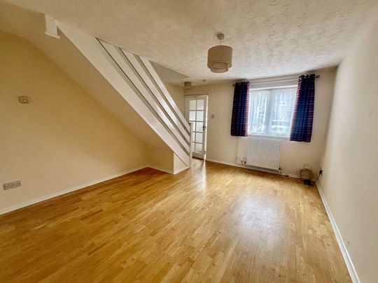 2 bedroom terraced house to rent - Photo 1