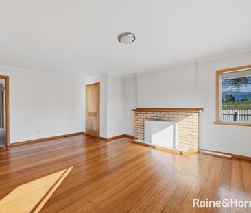 Three bedroom Home - Photo 1