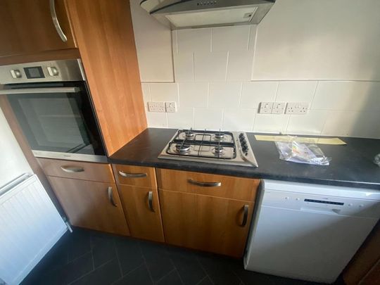 3 bedroom maisonette to rent - Photo 1