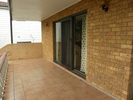 Bright One Bedroom House - Photo 2