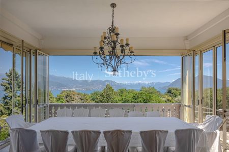 Historic villa in Stresa overlooking Lake Maggiore - Photo 4