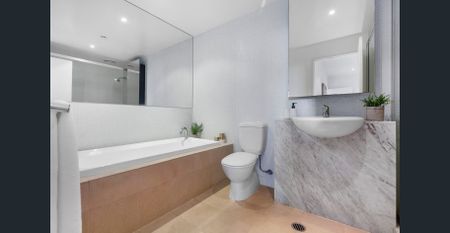 The Hero - Luxurious and Exclusive in premiere Melbourne location - Photo 5